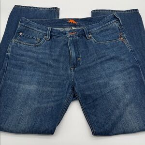 Tommy Bahama Standard Fit 34 x 30 Jeans like new